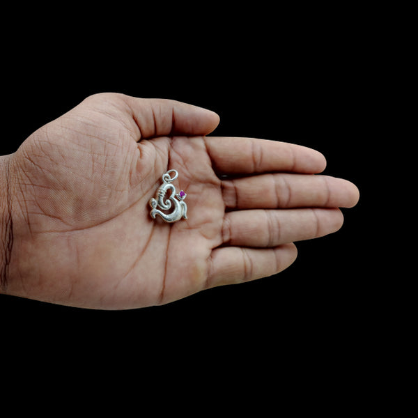 ఓం గణేష్ లాకెట్టు వెండి