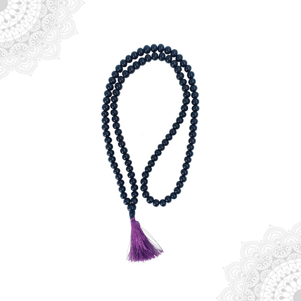 கருங்காலி மாலை